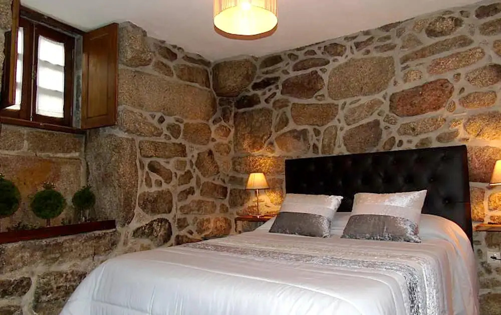 Comfortable house in Lindoso, stunning mountain view
