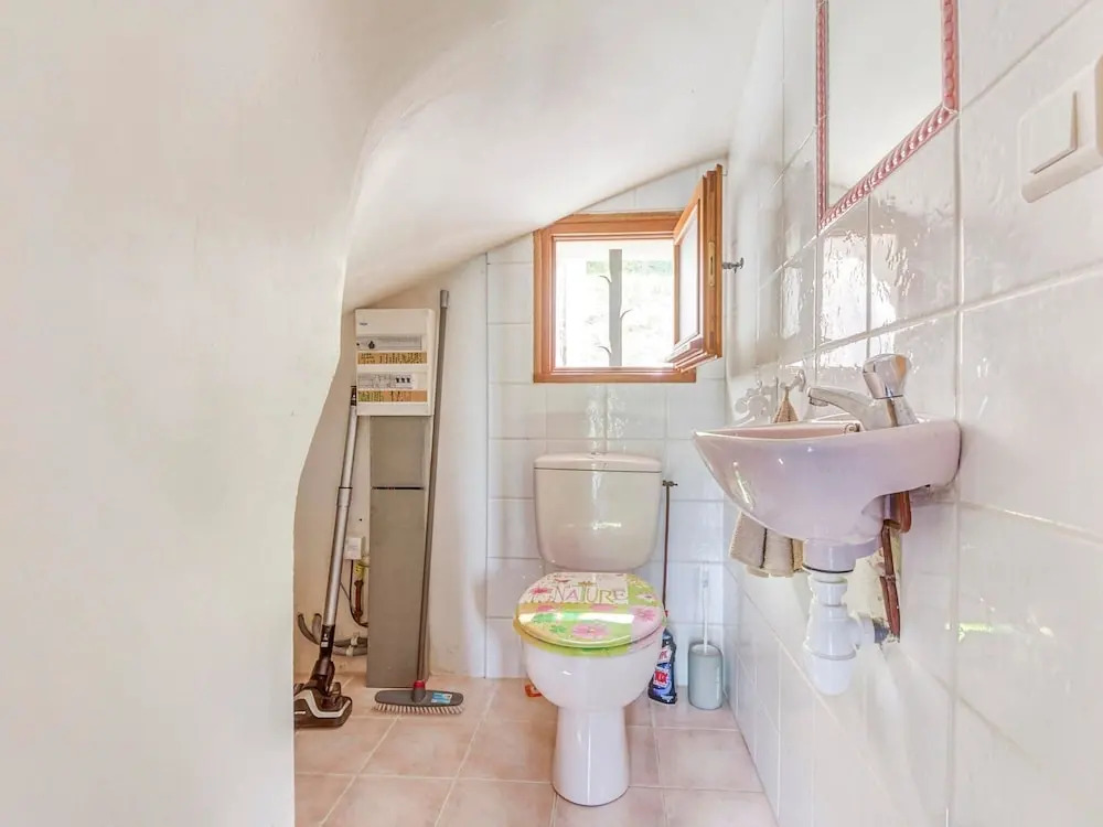 Alluring Holiday Home in Seguret With Private Swimming Pool