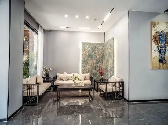 Xishuangbanna Jinghong Dajue Yunqi Resort Hotel (Manting Park Branch)
