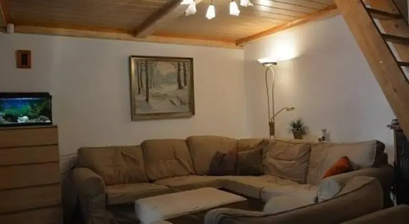 Friendly Flat