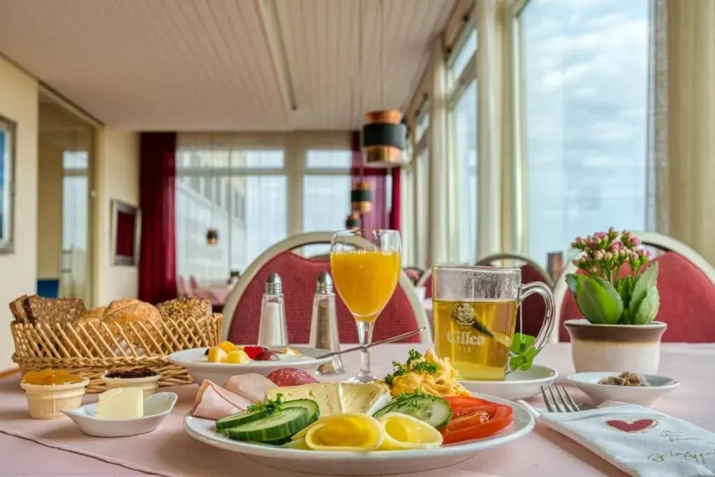 FF&E Hotel Dania