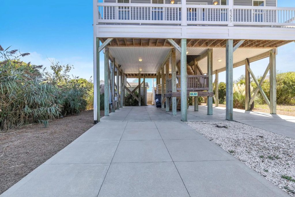 Kiki Hut