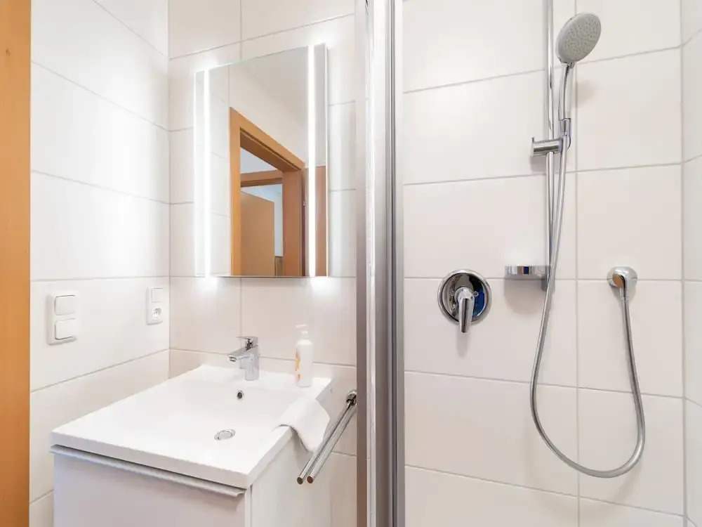 Apartment in Hollersbach Near Ski Lift