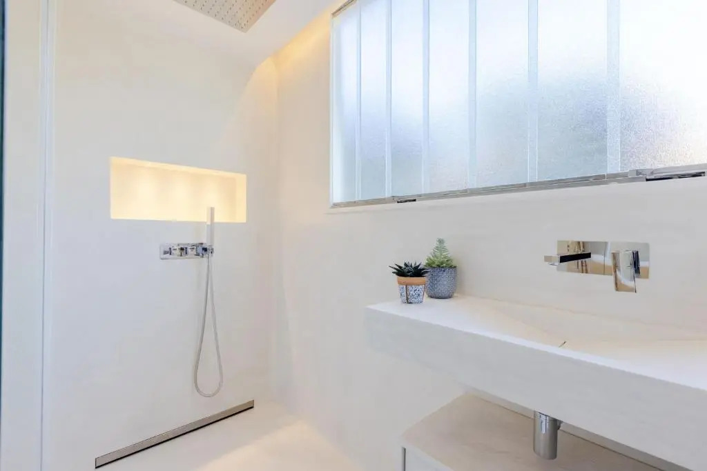 SERRENDY Splendid 3-bedroom apartment within an upscale