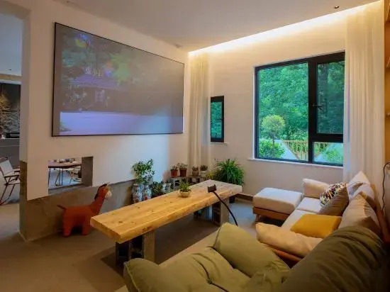 Qinglin Shanshe Homestay (Huangshan Scenic Area)