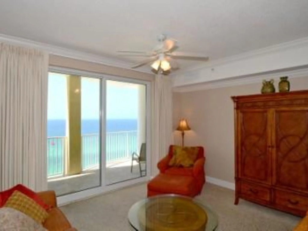 Ocean Ritz 1602 629332 by RedAwning