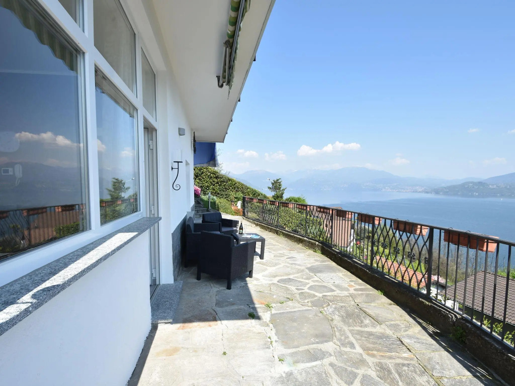 Villa in Ghiffa with Lake Maggiore Views