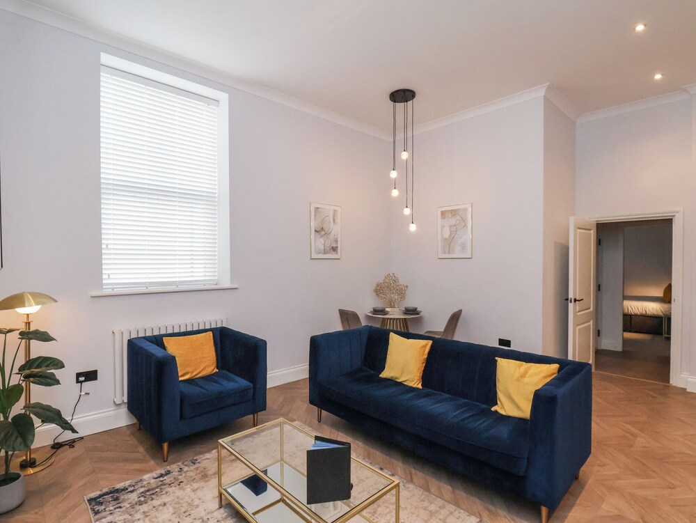The Salisbury Apartment 103