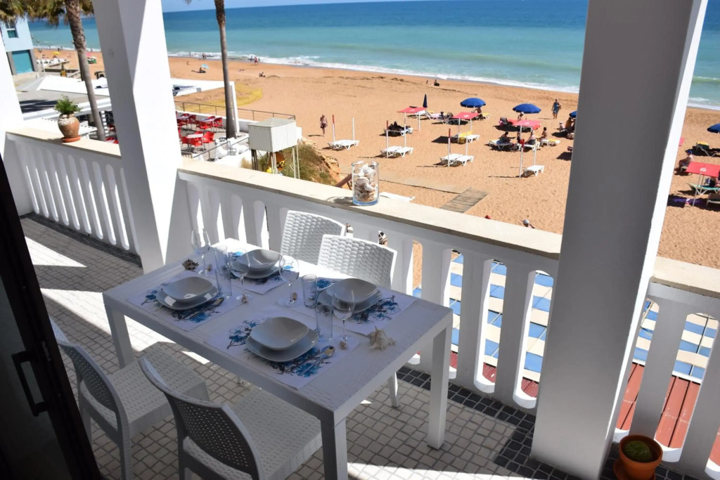 Casa Pé na Areia- Unique Spot- Beach front by DreamvillasAlbufeira