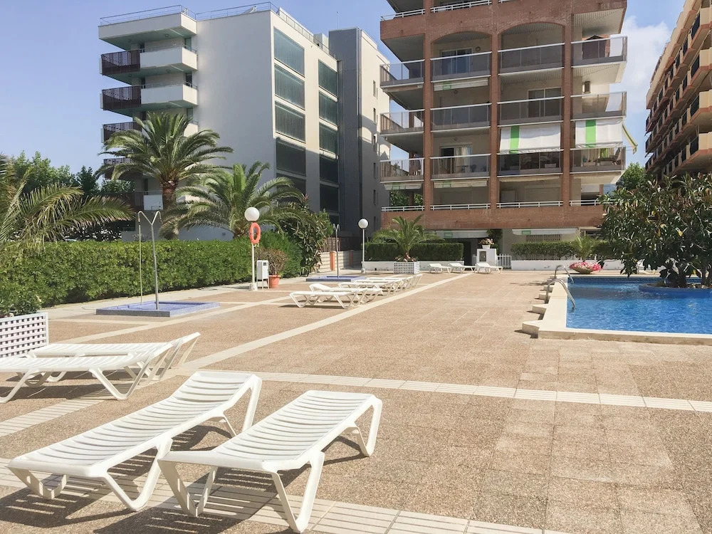 Apartamento Center Ref. 1019  by Iberplaya