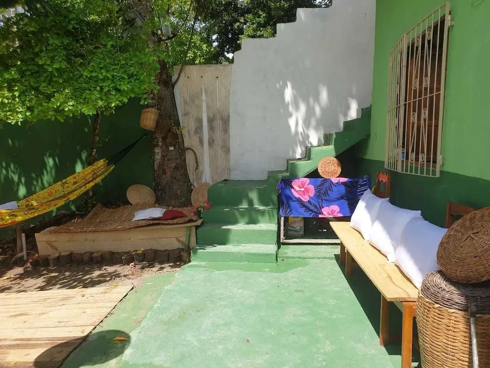 8125 Hostel