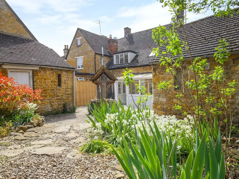 Japonica Cottage