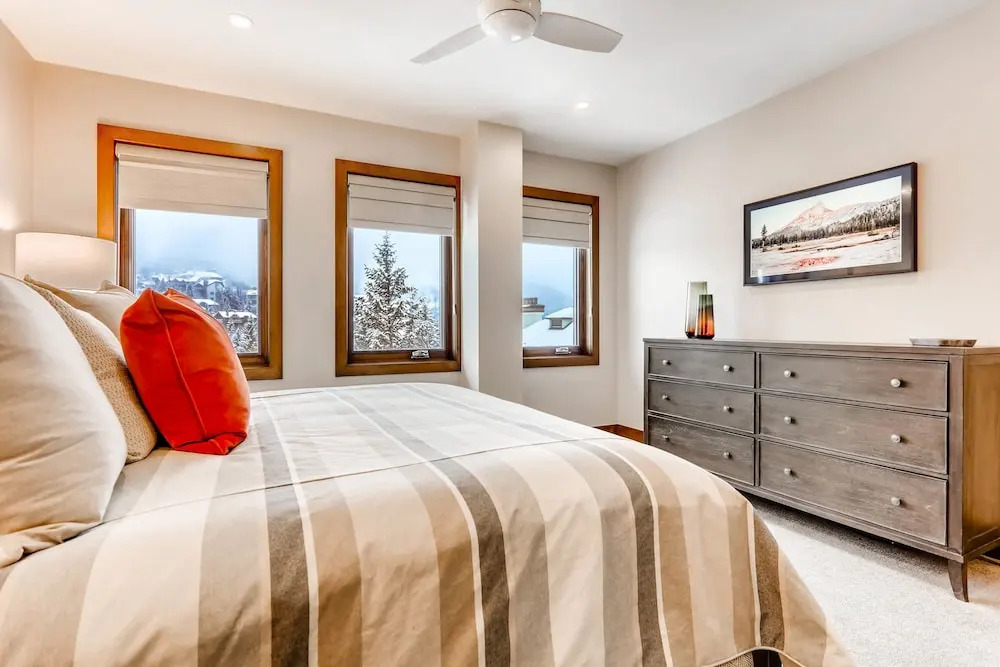 Centennial 2 Bedroom Condo Unit no. 13ab