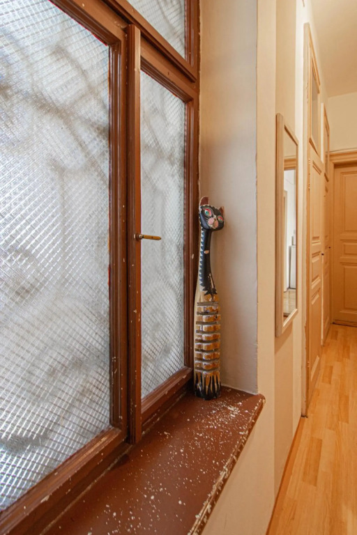 For celebrations spacious 3BDR apartment with balcony