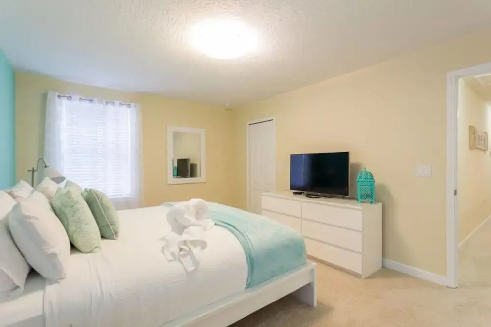 Pleasant and Modern Home With Private Pool Near Disney