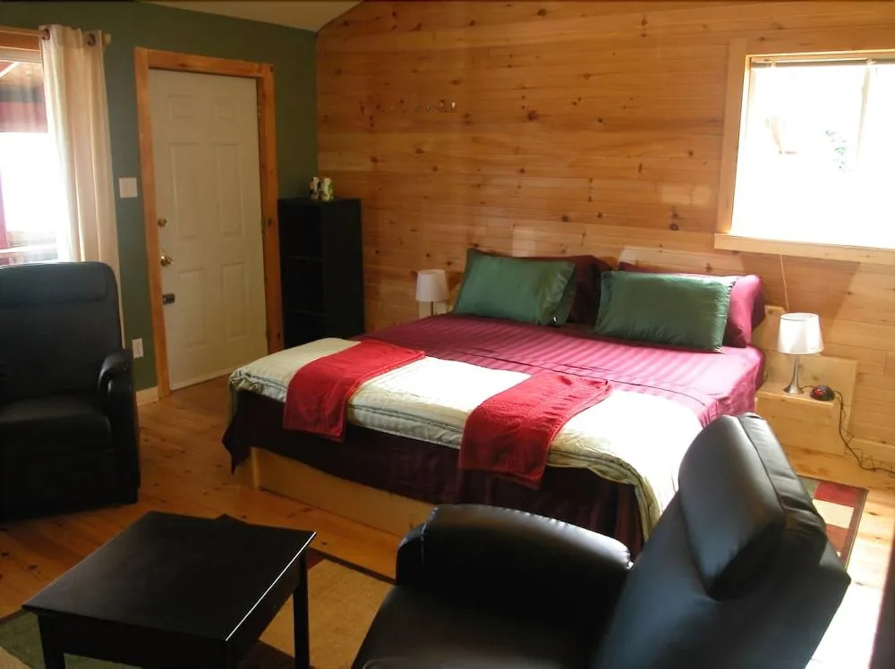 Waterview Rooms