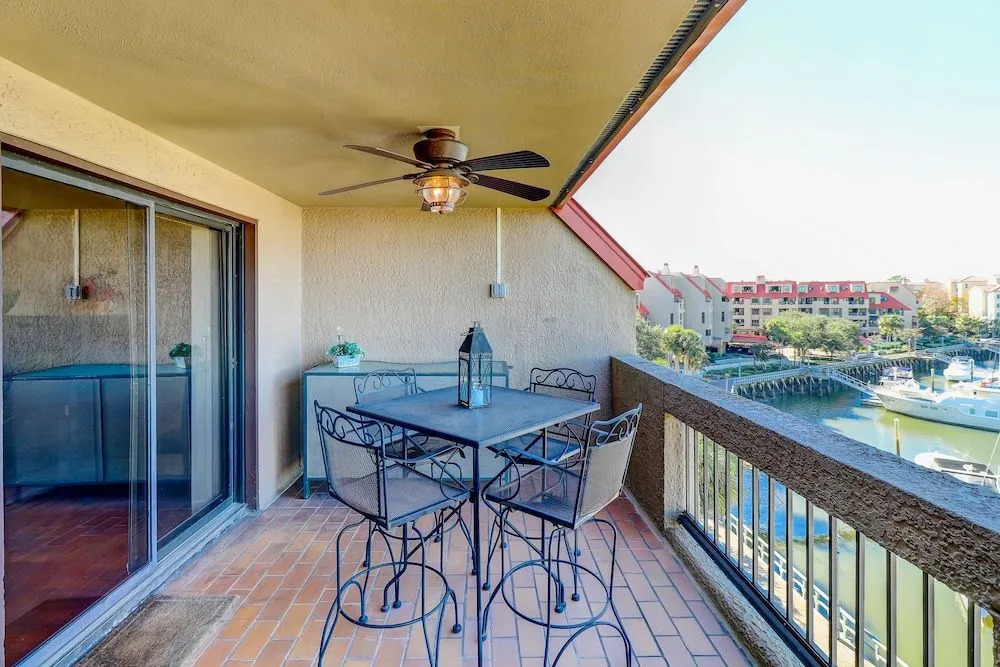 Shelter Cove Marina Condo #7129 Condo