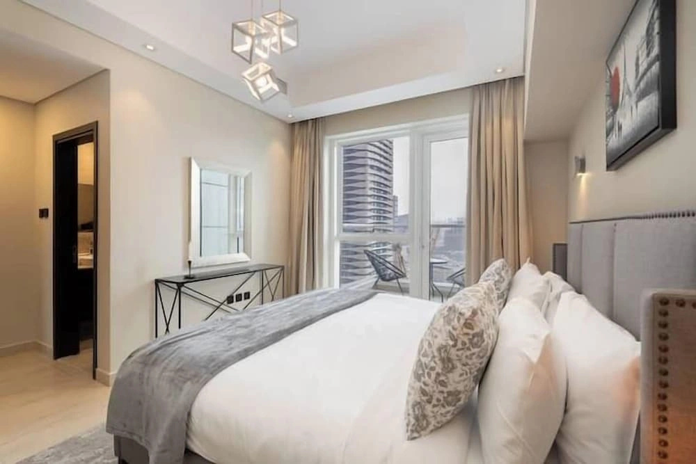 Vogue | Mon Reve Downtown near Dubai Mall | Burj Khalifa