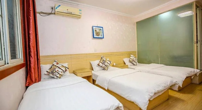 Yuhang Business Hotel