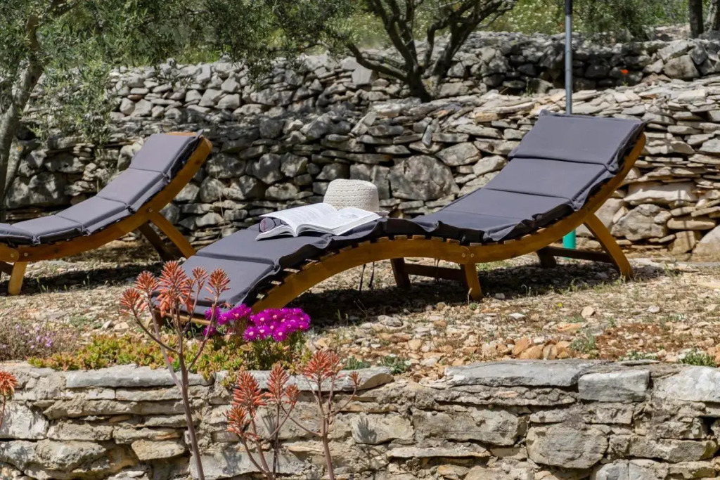 Holiday Home Roza with Whirlpool by Villas Guide