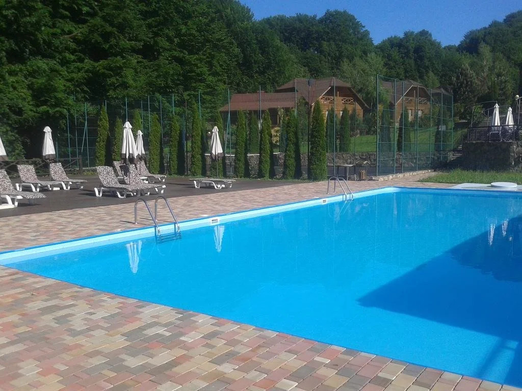 Erney Laz Hotel