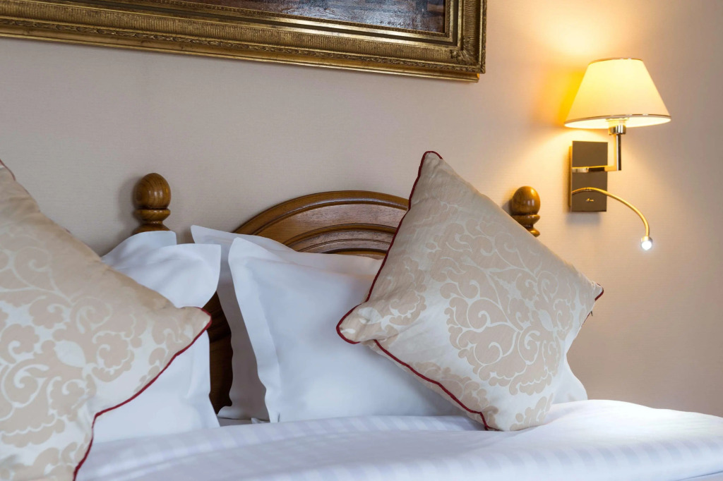 The Originals City Hotel Paix Republique