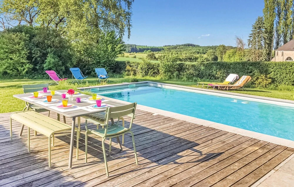 Beautiful Home in Durbuy With 3 Bedrooms, Wifi and Outdoor Swimming Pool