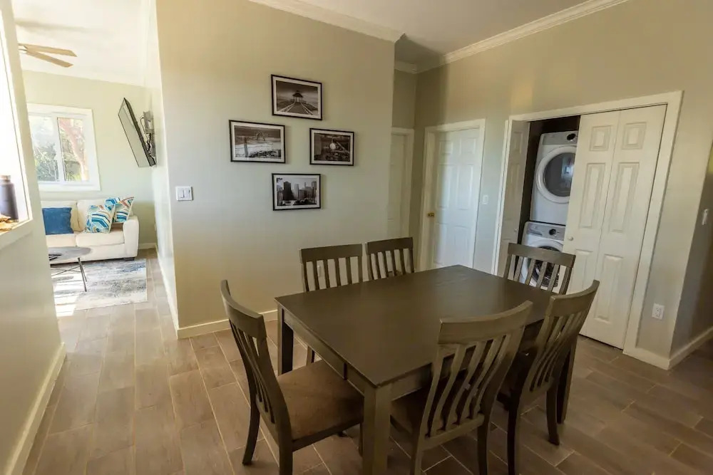 Seas The Day - Brand New Villa W/ocean View, Walk To Rainbow Bea 3 Bedroom Home