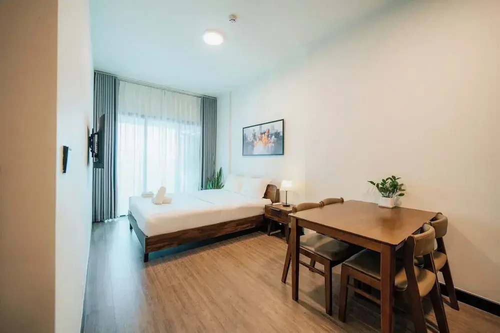 DE LA SOL Premier Residence
