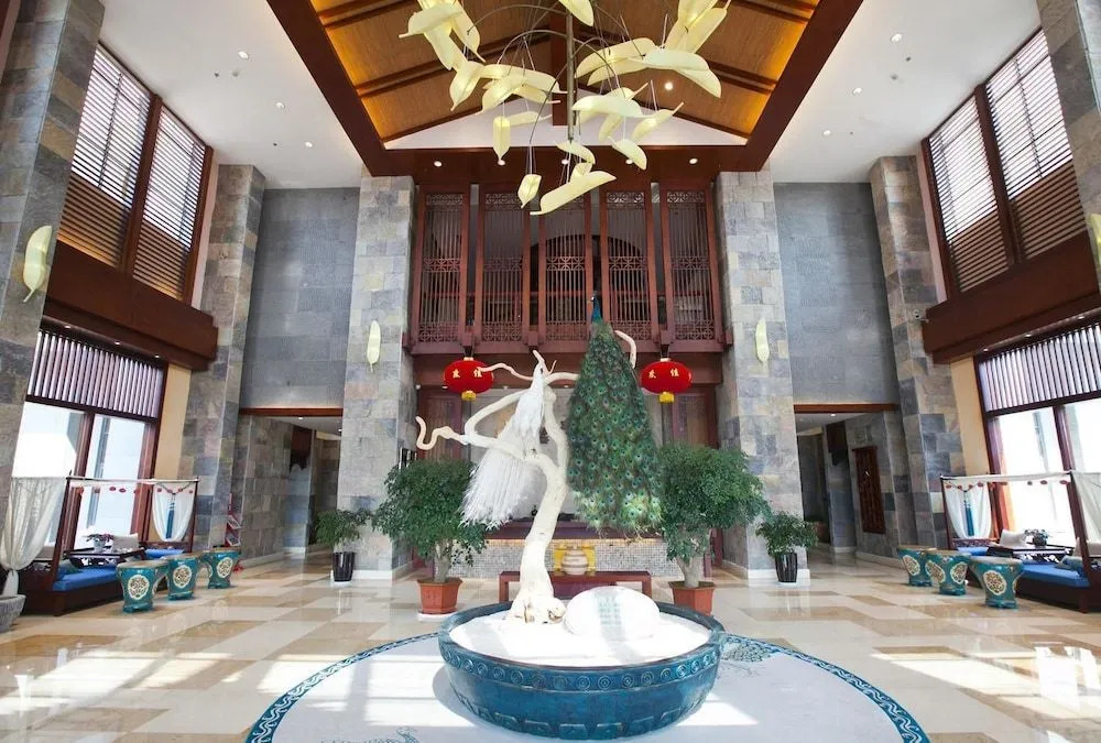 Kunming Maple Palace Hotel