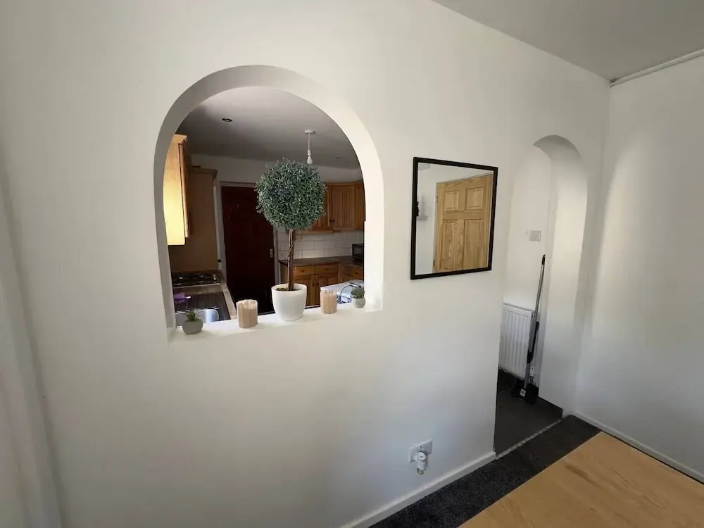 Charming Haven House Right Next To Moss Bank Park