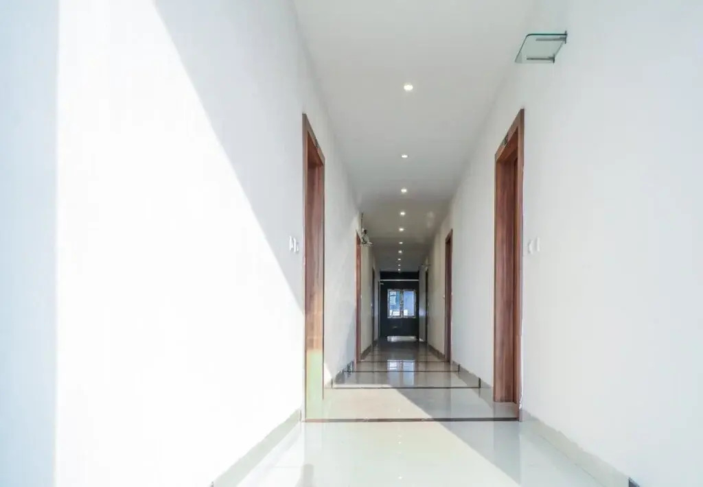 Hotel Divine Regency