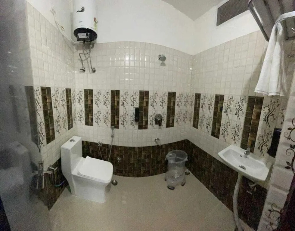 SG Boutique Stay (Near Railway Station)