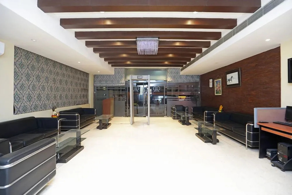 Capital O 445 Impress Hotel