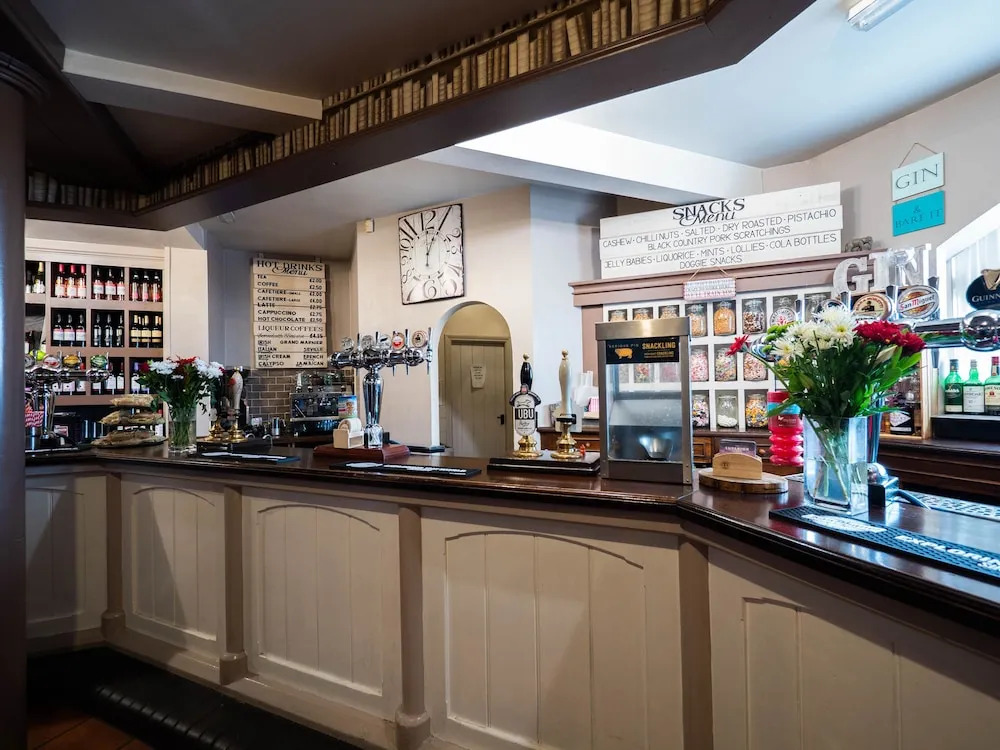 The Oak Baginton