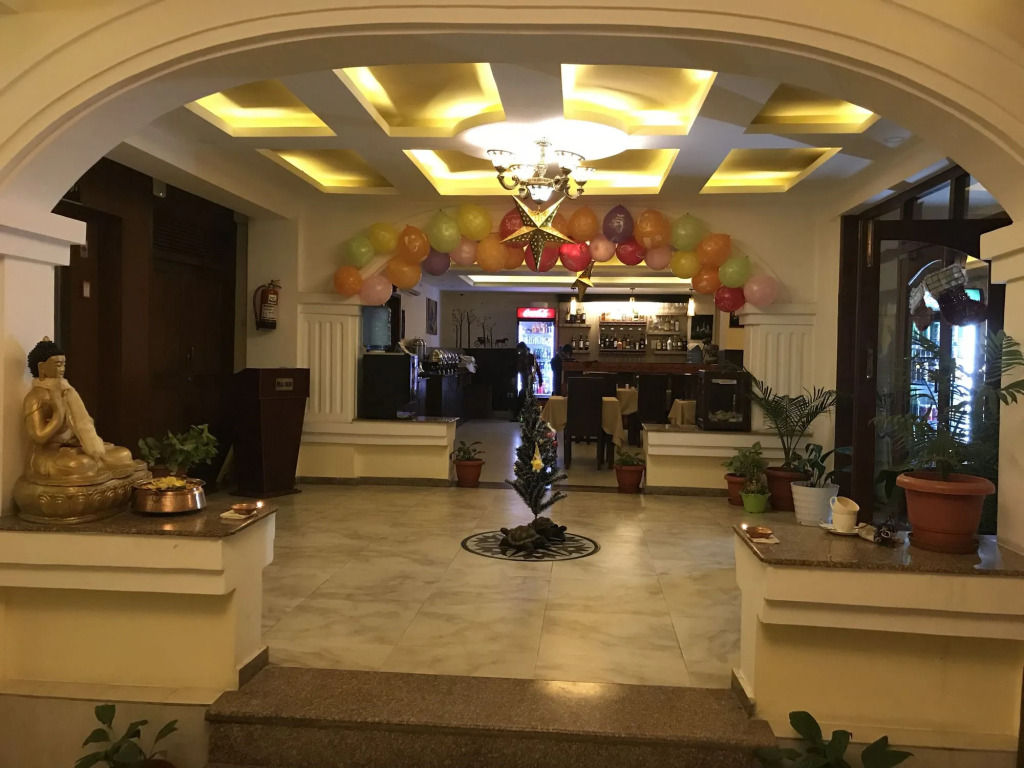 DOM Himalaya Hotel