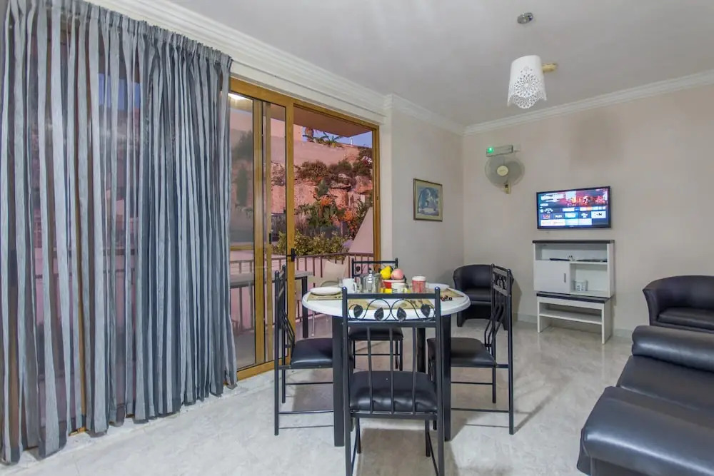 Pool & Sea Merill Apartments Mellieha