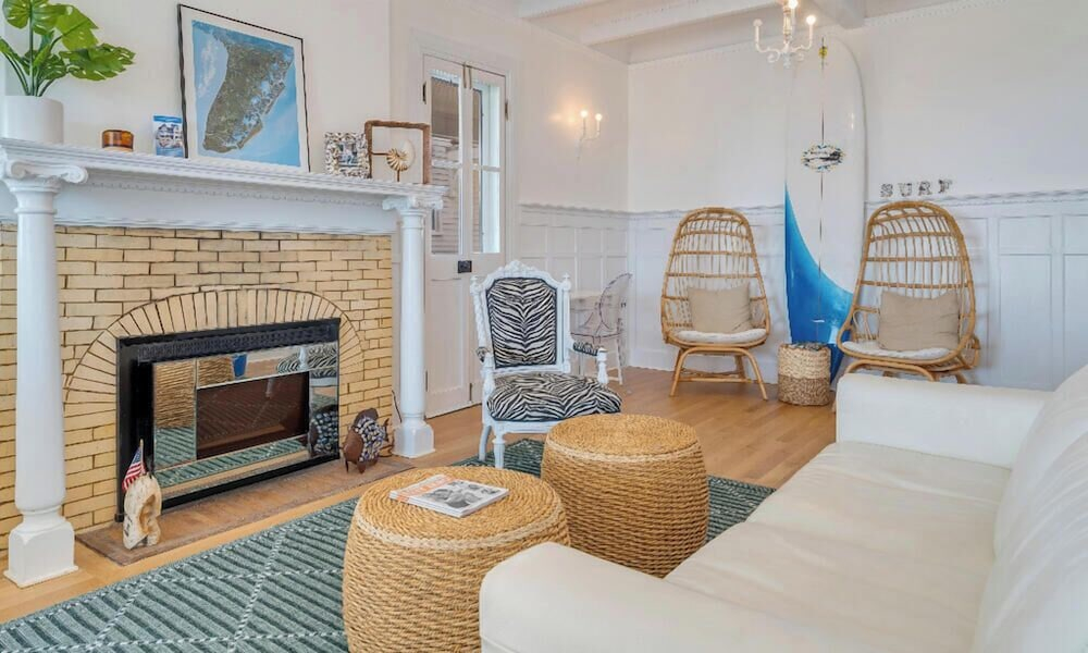 931 Beach Guest House