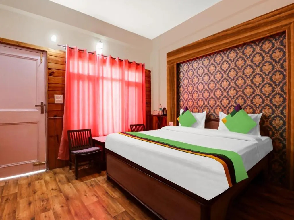 Century Highland Resort