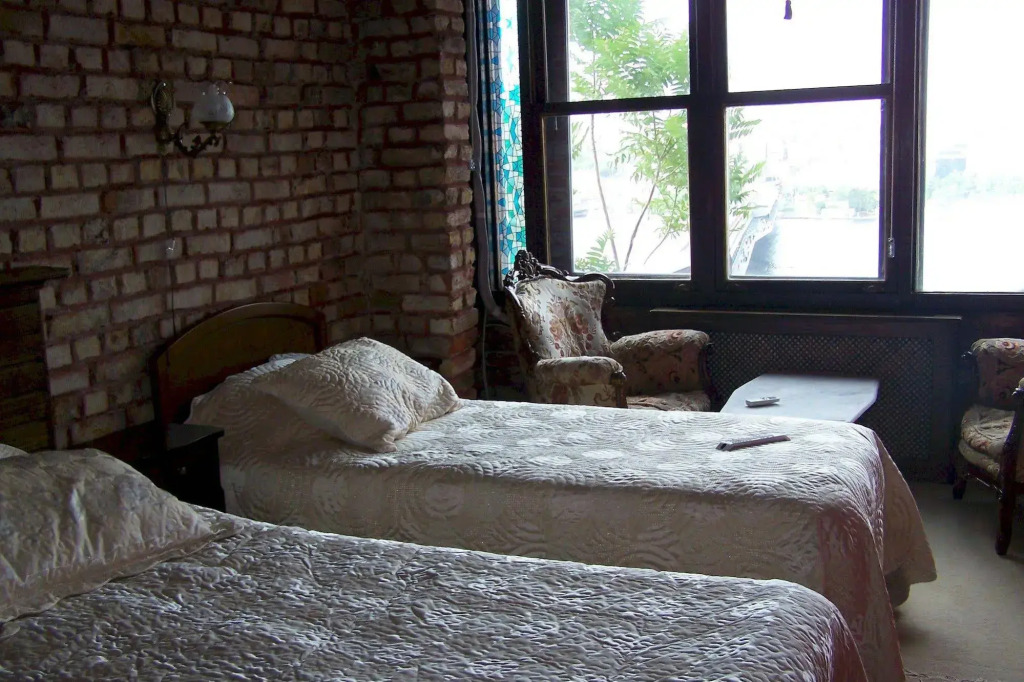 Cafe Halic & Guesthouse