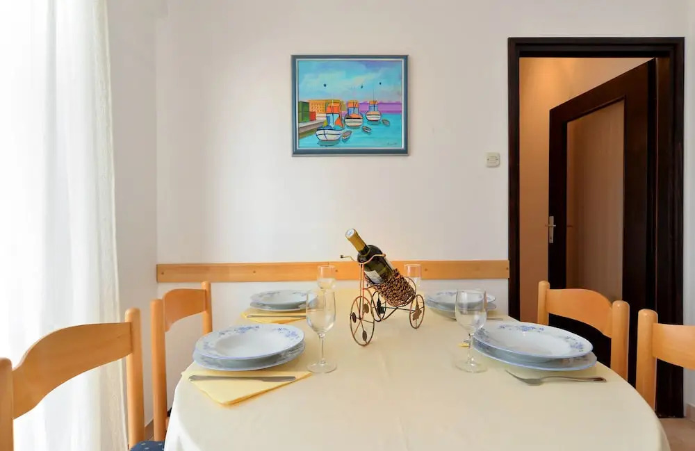 Apartment 1803