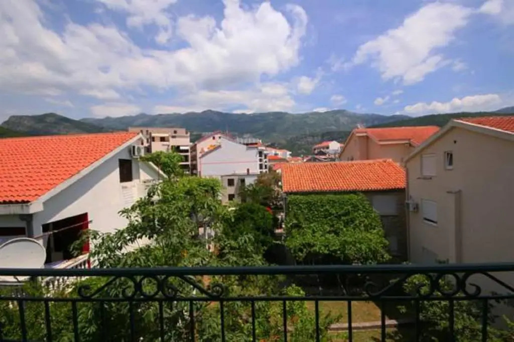 Apartments Pier