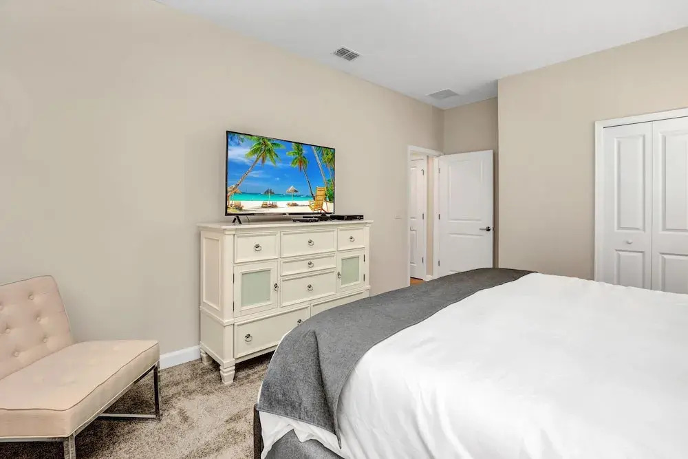 Storey Lake 9 BR Villa with Game Room