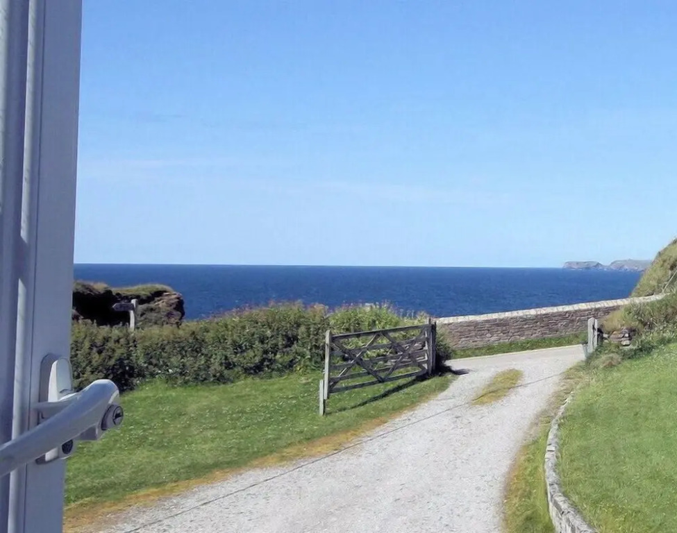 Cartway Cove
