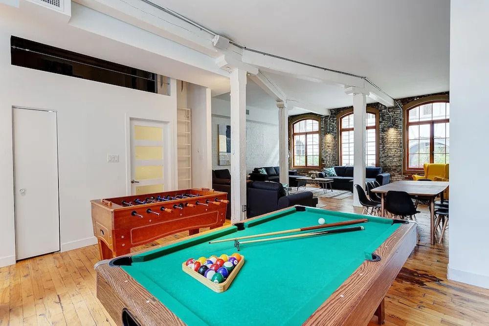 Bachelor Pad by Hometrotting