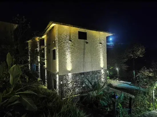 Xinlv Time Inn (Yuanyang Terraced Field Scenic Area)