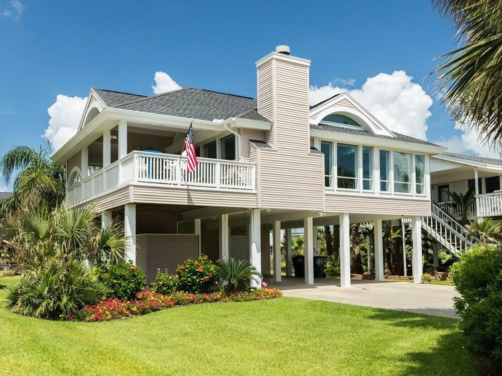 4131 Spoonbill Ln Home - 4 Br home by RedAwning