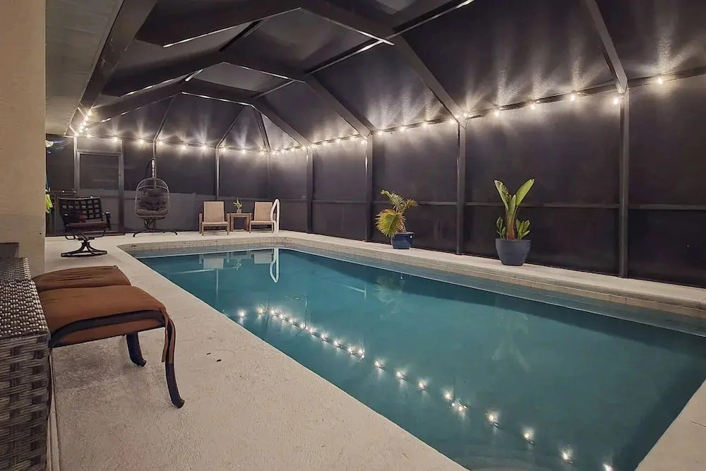 Poolside Lounge & Game Area: Cape Coral Retreat