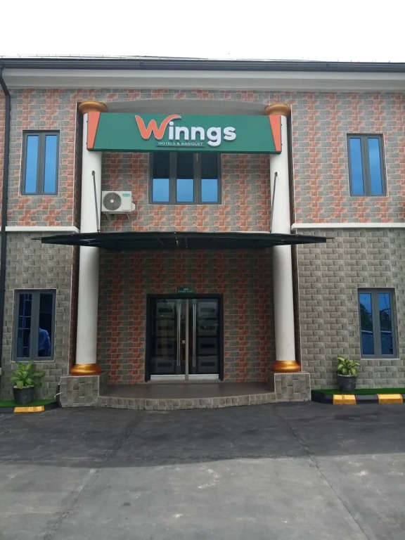 Winngs Hotels and Banquet