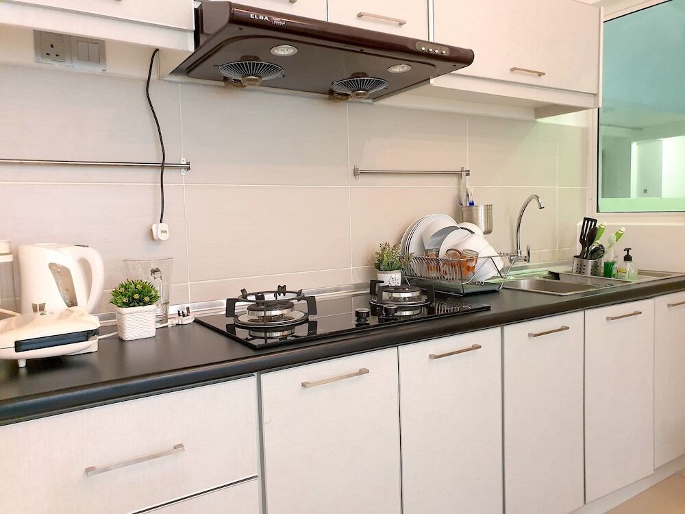 Nilai Ehsan Residence by BeeStay 8-10 Pax at Sepang